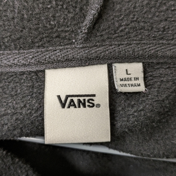 VANS Woman's Graphic Logo Pullover Hoodie. - Picture 7 of 10